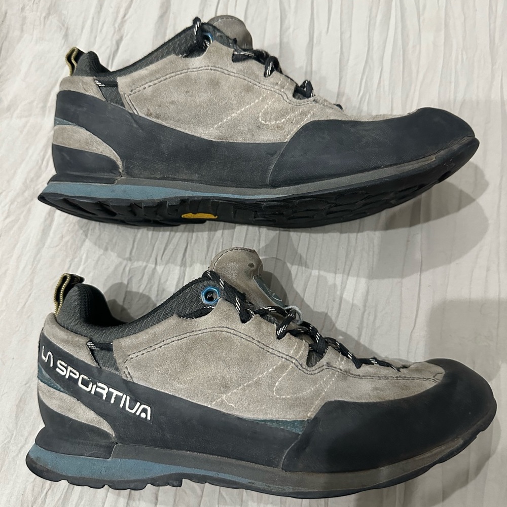 La Sportiva Approach/hiking shoes